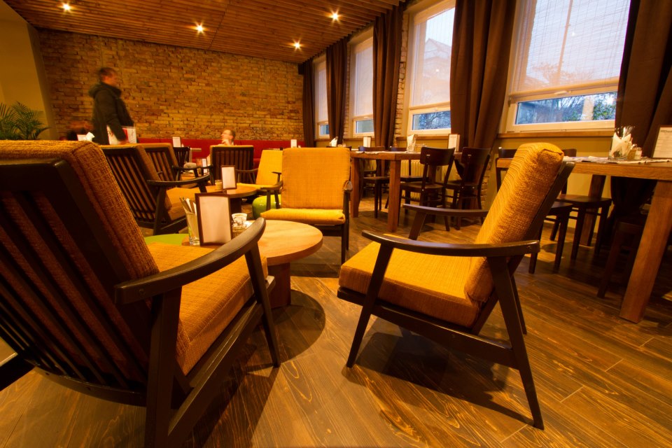 Nostalgia Café & Restaurant, bratislava, pizza, denné menu,