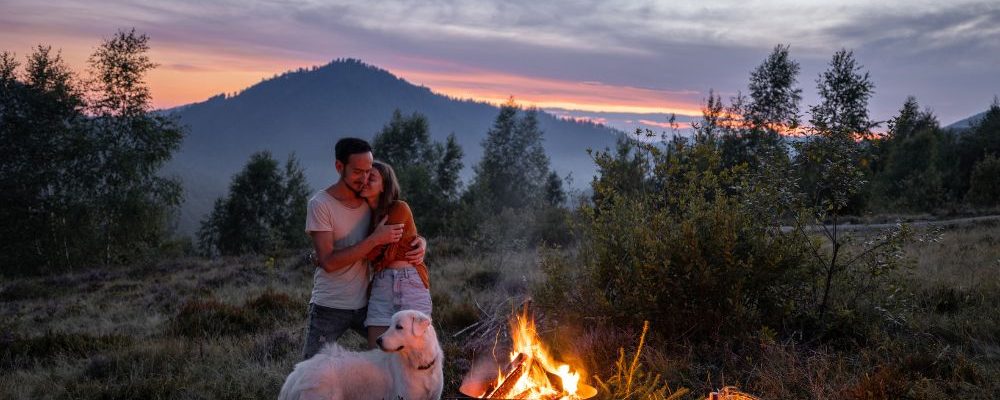 Z kempingu glamping: Triky, ako pozdvihnúť outdoorové varenie na novú úroveň